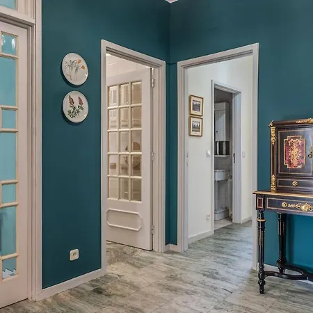 Aposentus - Vintage Retreat In Sa Carneiro Plaza