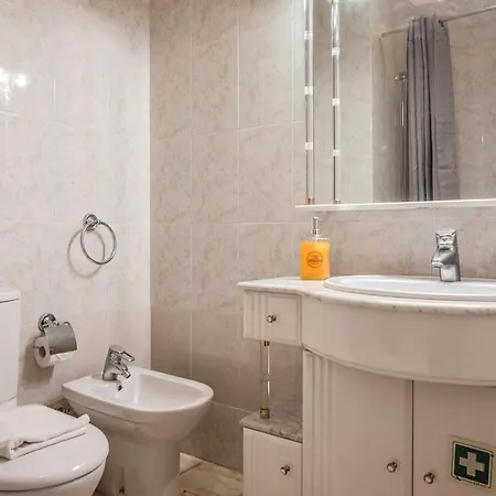 Aposentus - Vintage Retreat In Sa Carneiro Plaza *