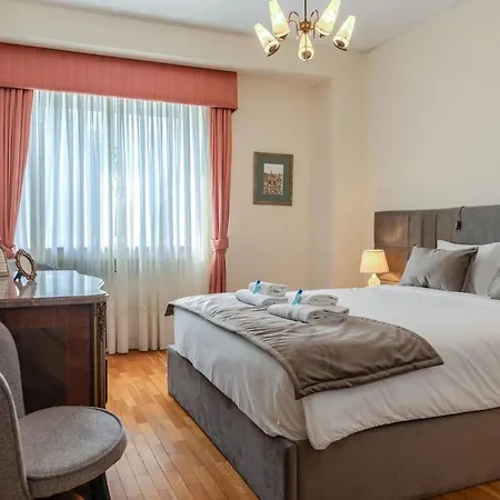 Aposentus - Vintage Retreat In Sa Carneiro Plaza