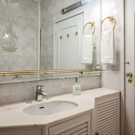 Aposentus - Vintage Retreat In Sa Carneiro Plaza