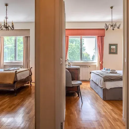 Aposentus - Vintage Retreat In Sa Carneiro Plaza 波尔图