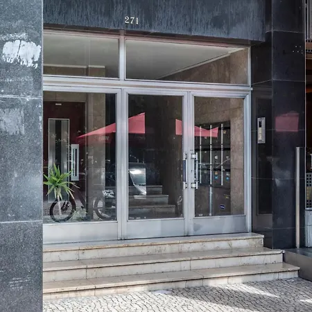 Aposentus - Vintage Retreat In Sa Carneiro Plaza 波尔图