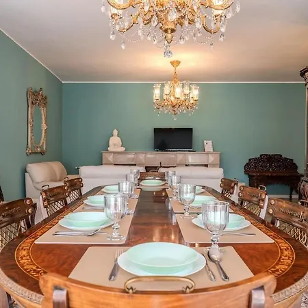 Aposentus - Vintage Retreat In Sa Carneiro Plaza * Porto